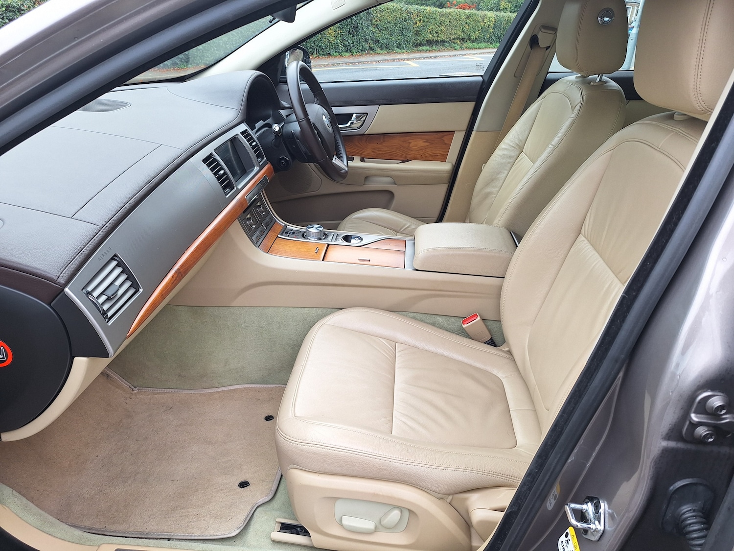 Used Jaguar XF for sale - 76545957: Photo 28