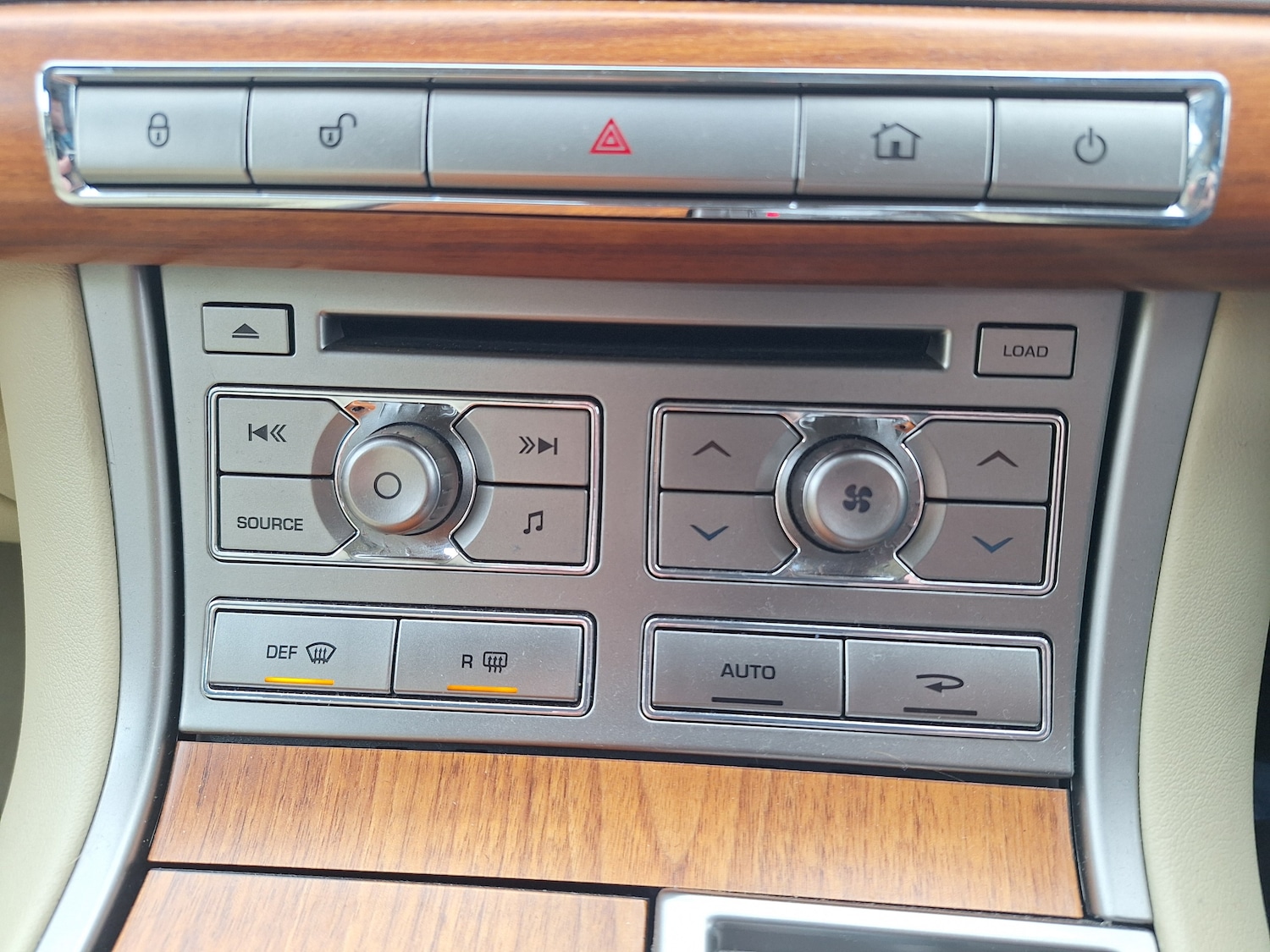 Used Jaguar XF for sale - 76545957: Photo 44