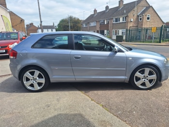 Used Audi A3 2005 for sale - 76010851: Photo