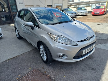 Used Ford Fiesta 2010 for sale - 76010837: Photo