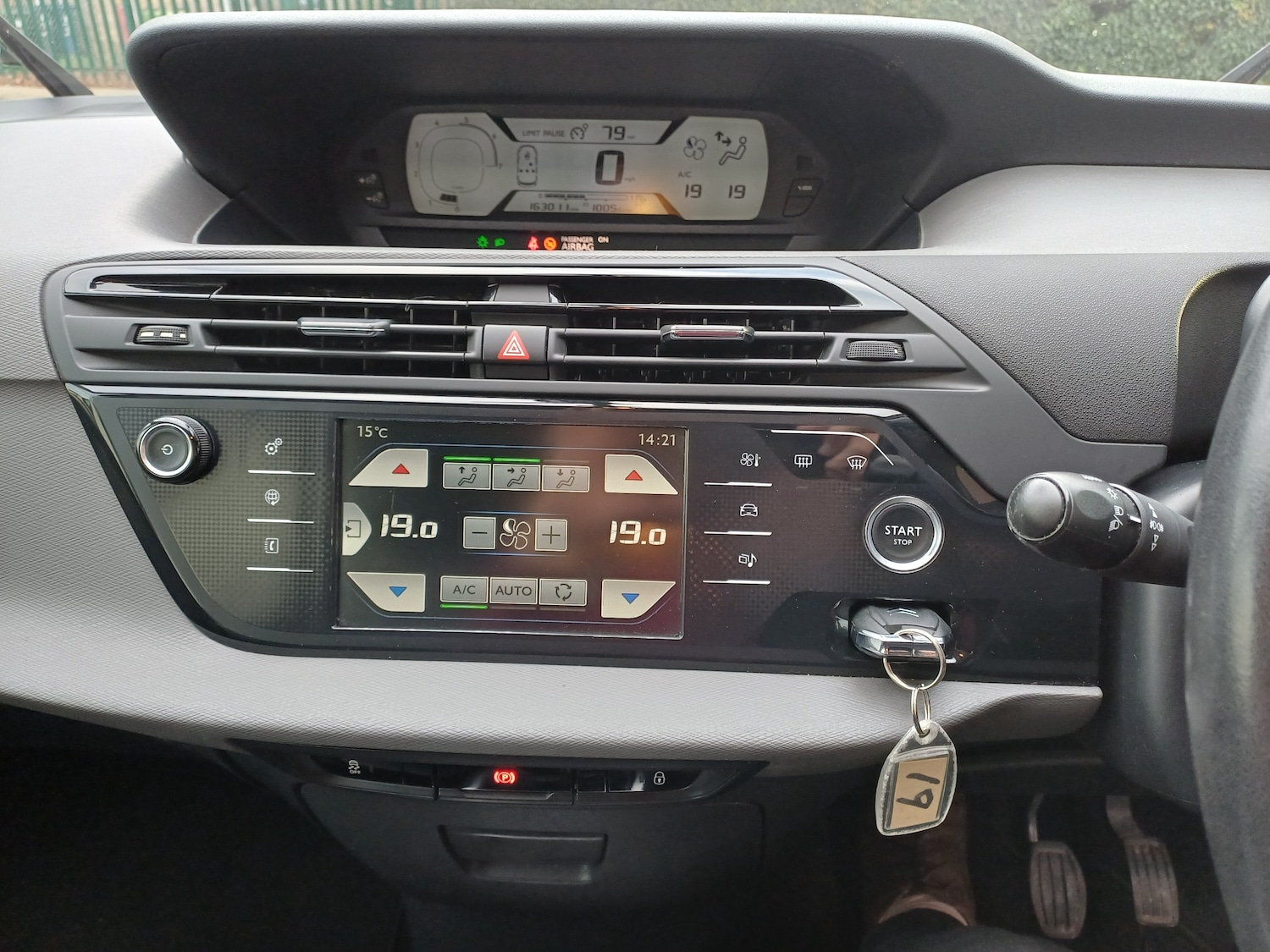 Used Citroen C4 Picasso 2014 for sale - 76557817: Photo 10