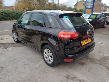 Used Citroen C4 Picasso 2014 for sale - 76557817: Photo