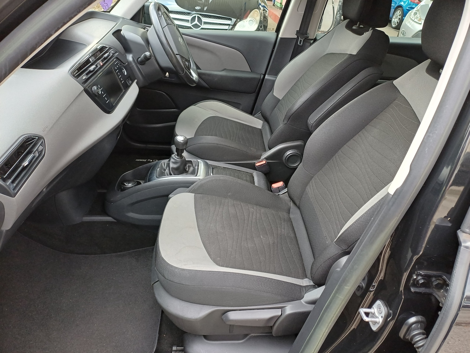 Used Citroen C4 Picasso 2014 for sale - 76557817: Photo 8