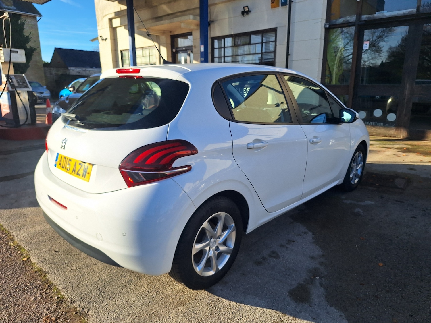 Used Peugeot 208 2015 for sale - 76653908: Photo 13