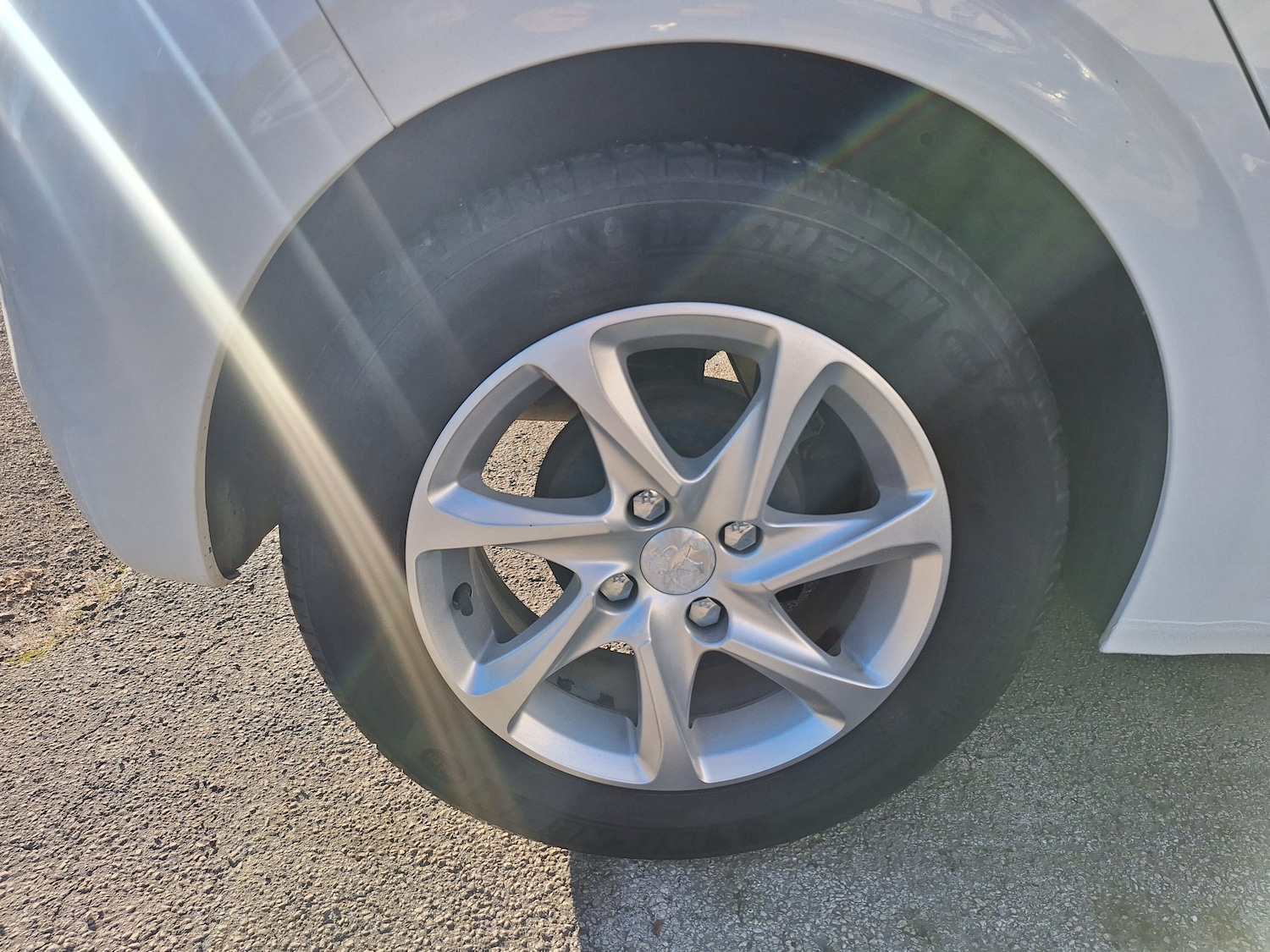 Used Peugeot 208 2015 for sale - 76653908: Photo 14