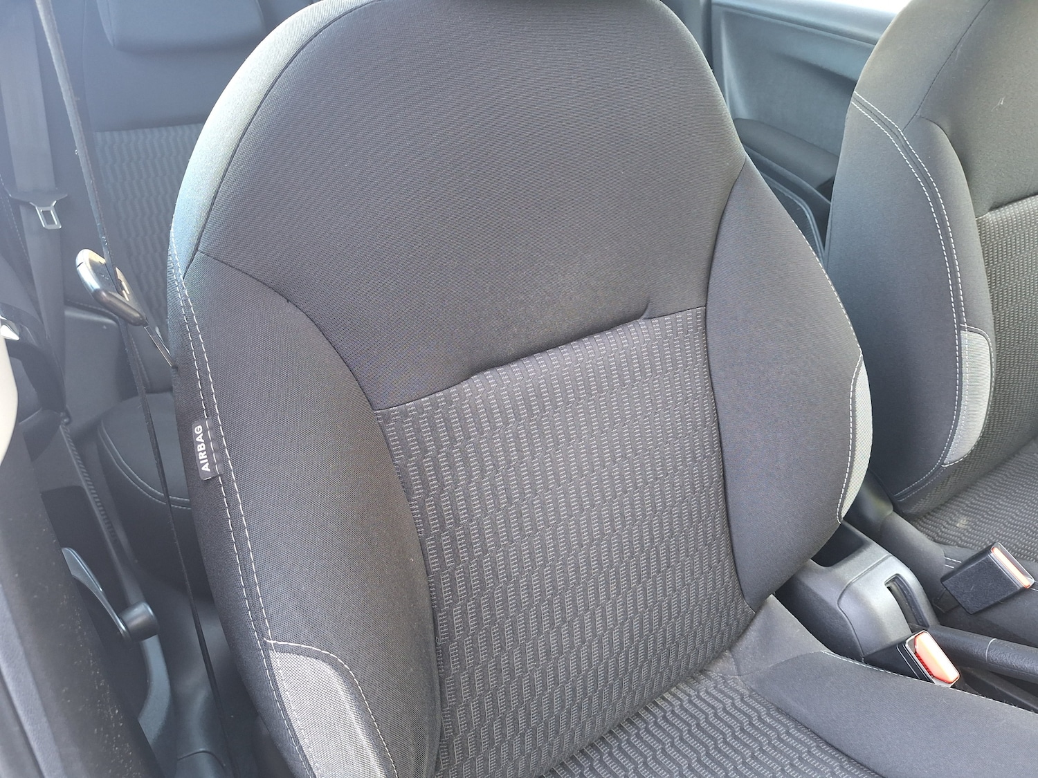 Used Peugeot 208 2015 for sale - 76653908: Photo 23