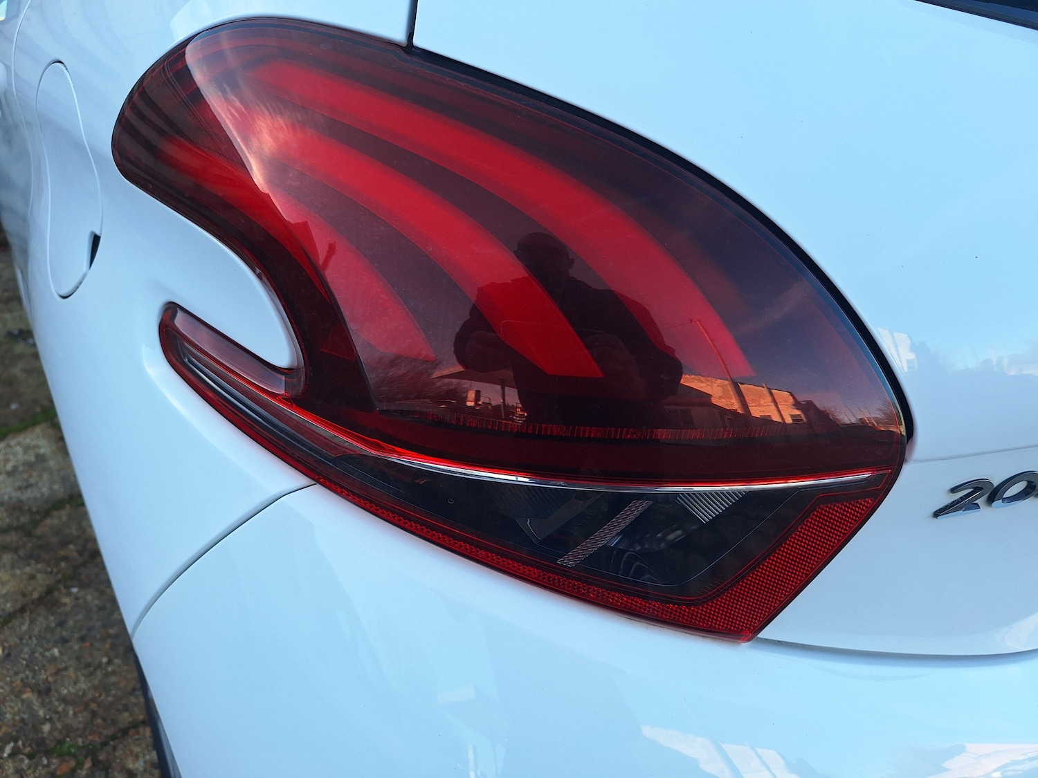 Used Peugeot 208 2015 for sale - 76653908: Photo 32