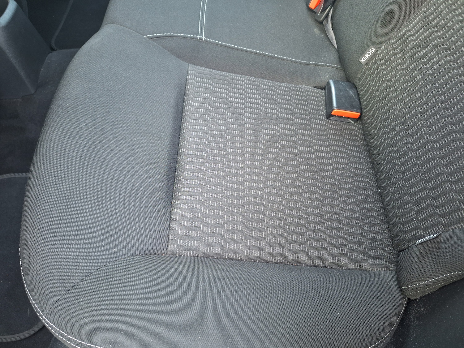 Used Peugeot 208 2015 for sale - 76653908: Photo 34