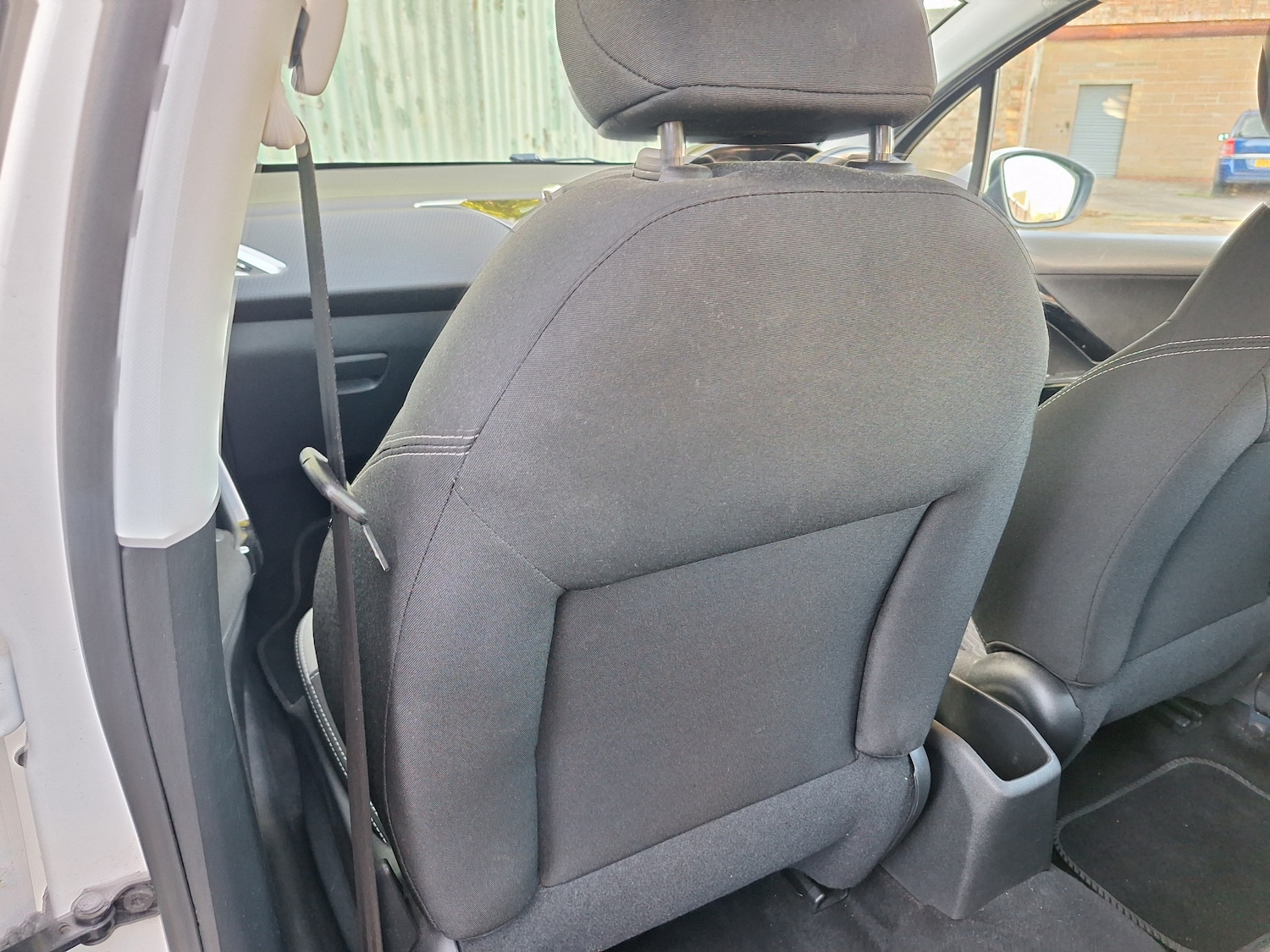 Used Peugeot 208 2015 for sale - 76653908: Photo 36