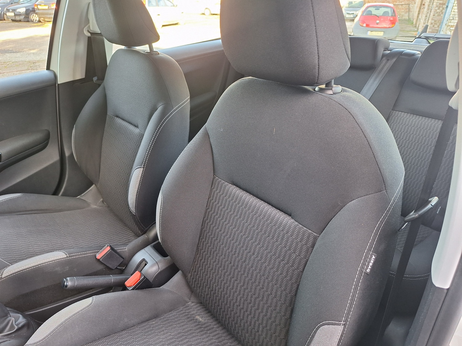 Used Peugeot 208 2015 for sale - 76653908: Photo 39