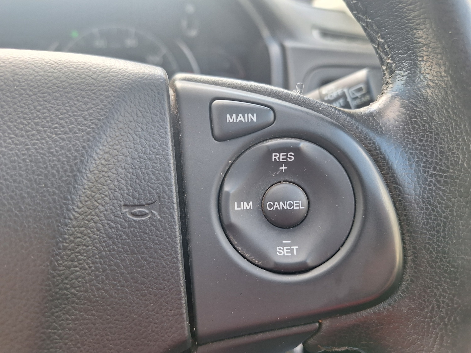 Used Honda CR-V 2014 for sale - 76070064: Photo 34