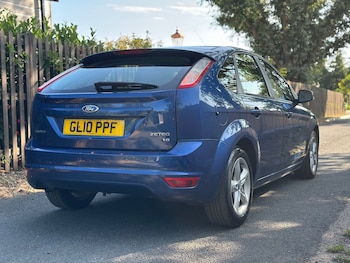 Used Ford Focus 2010 for sale - 79368942: Photo