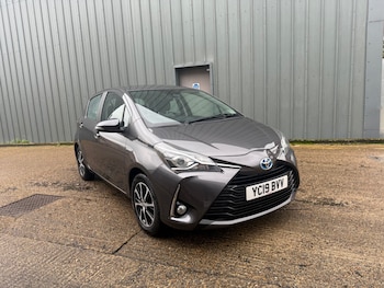 Used Toyota Yaris 2019 for sale - 77617371: Photo