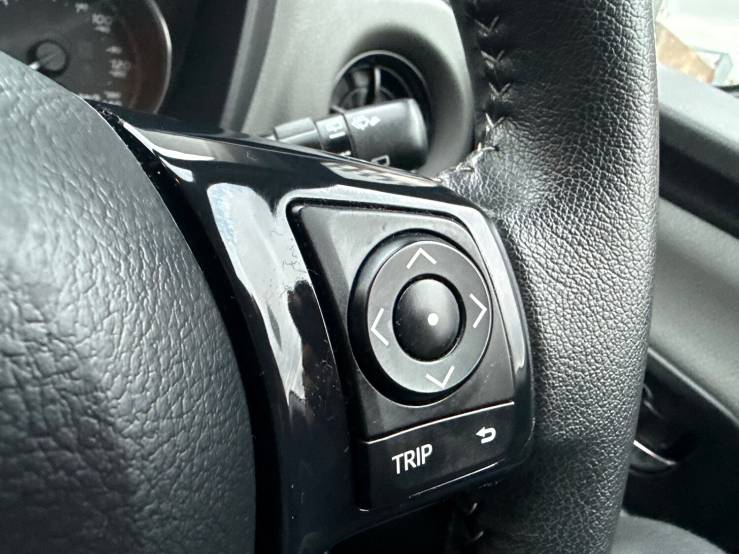 Used Toyota Yaris 2019 for sale - 77617371: Photo 25