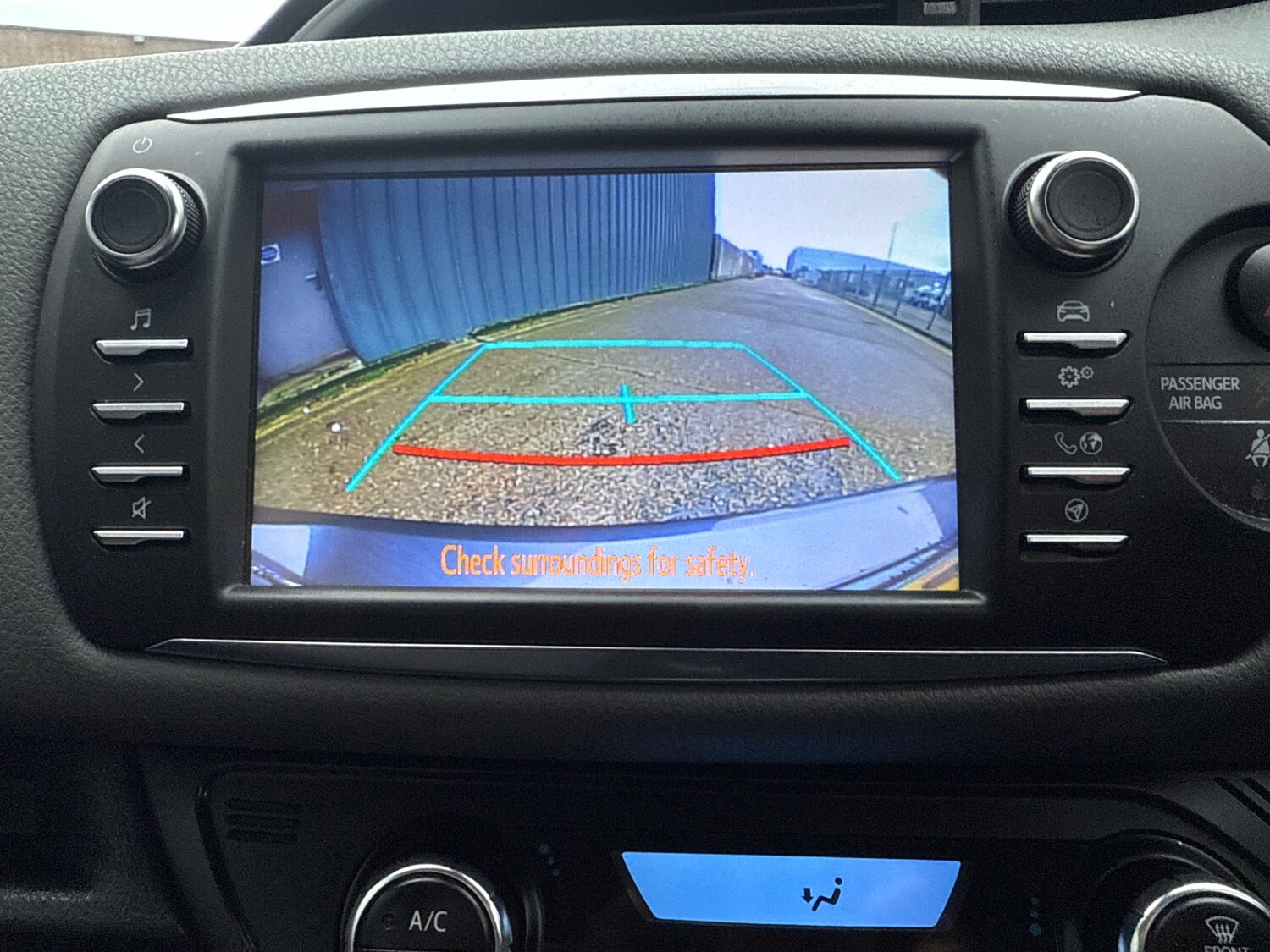 Used Toyota Yaris 2019 for sale - 77617371: Photo 28