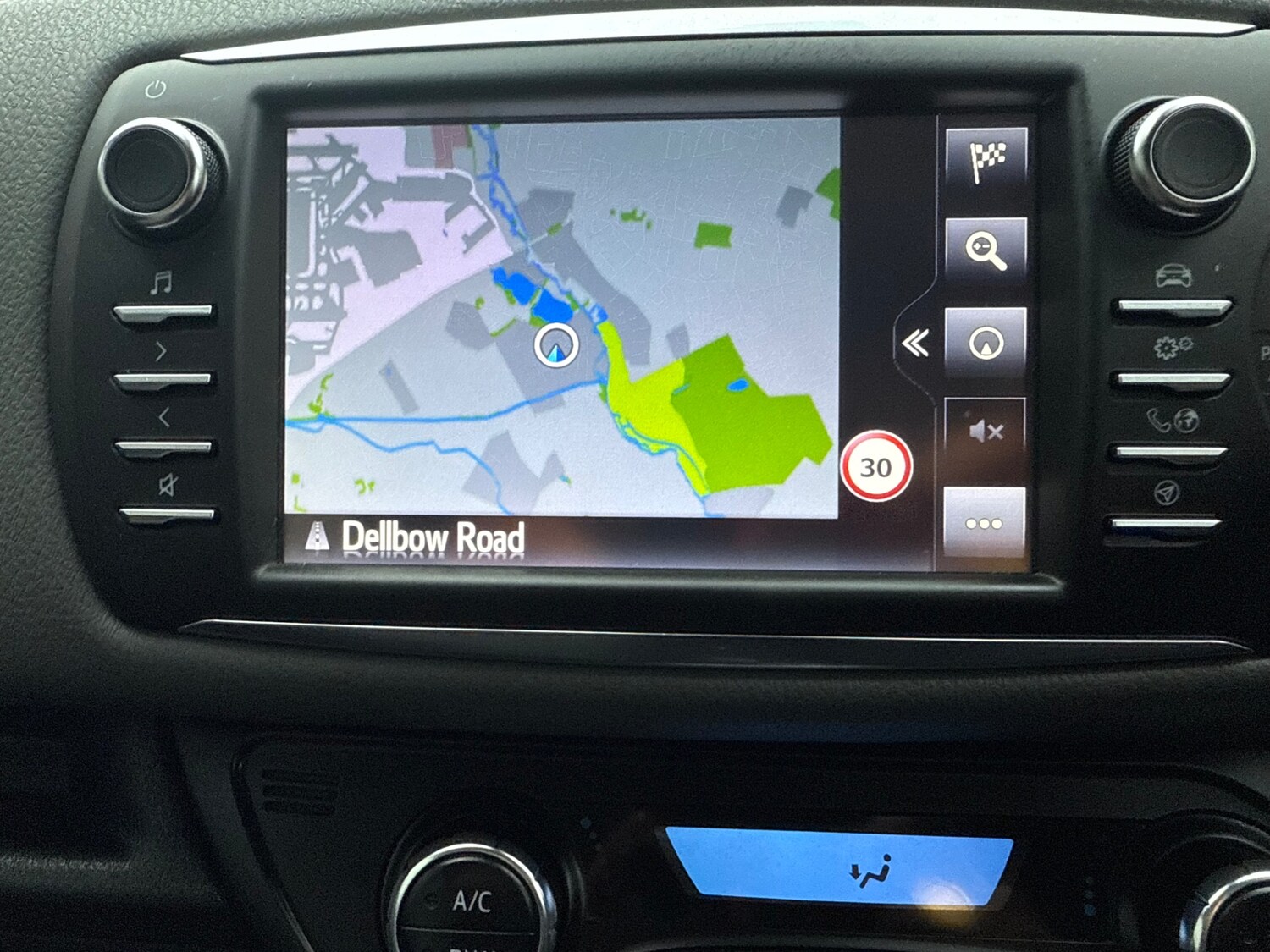 Used Toyota Yaris 2019 for sale - 77617371: Photo 29