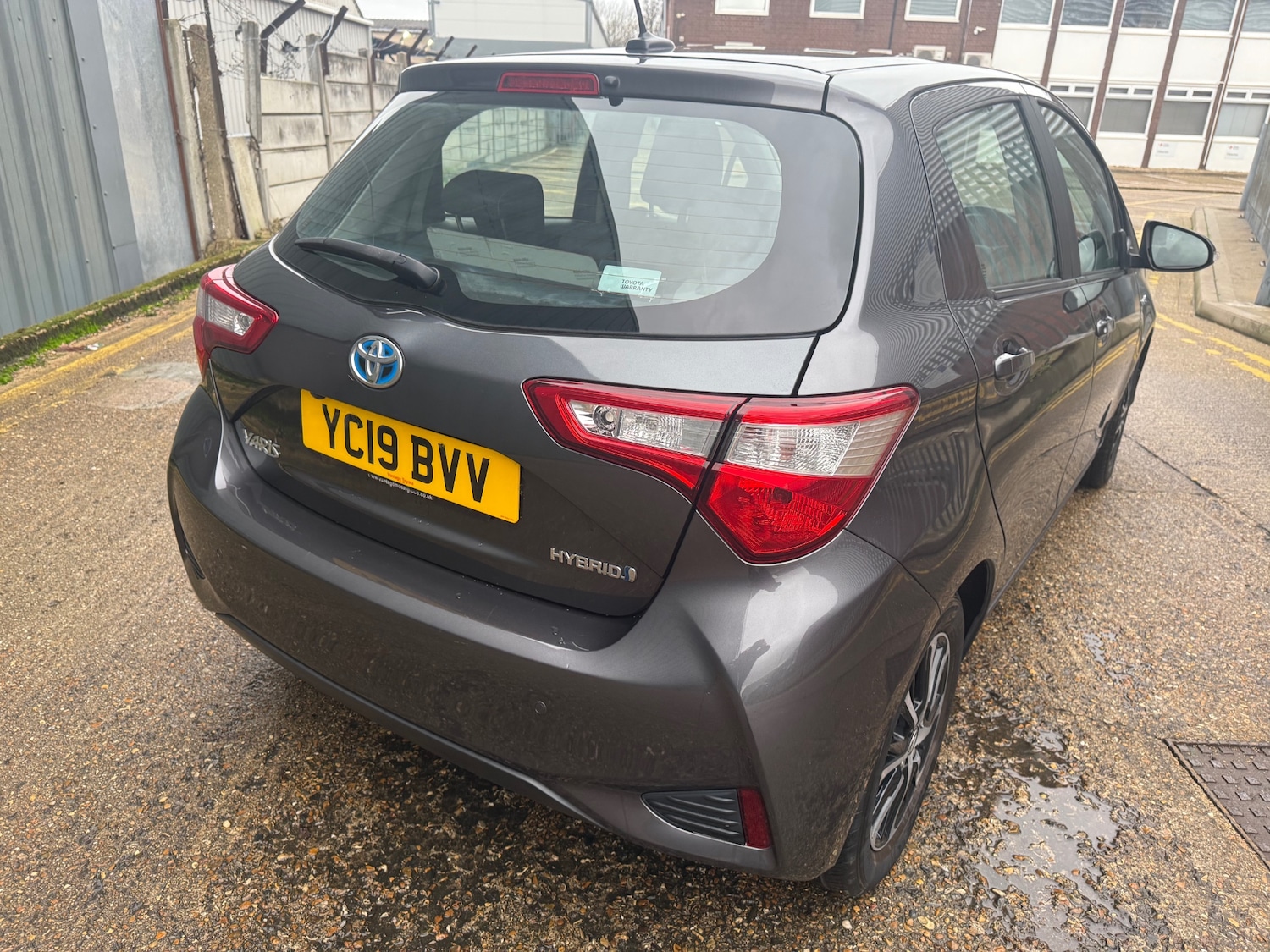 Used Toyota Yaris 2019 for sale - 77617371: Photo 8
