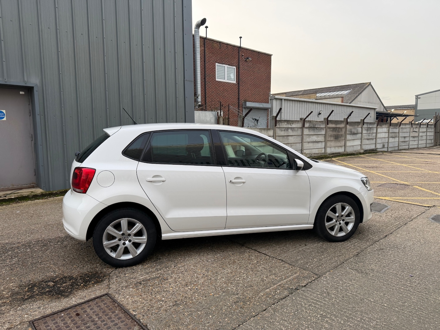 Used Volkswagen Polo 2012 for sale - 77616901: Photo 8