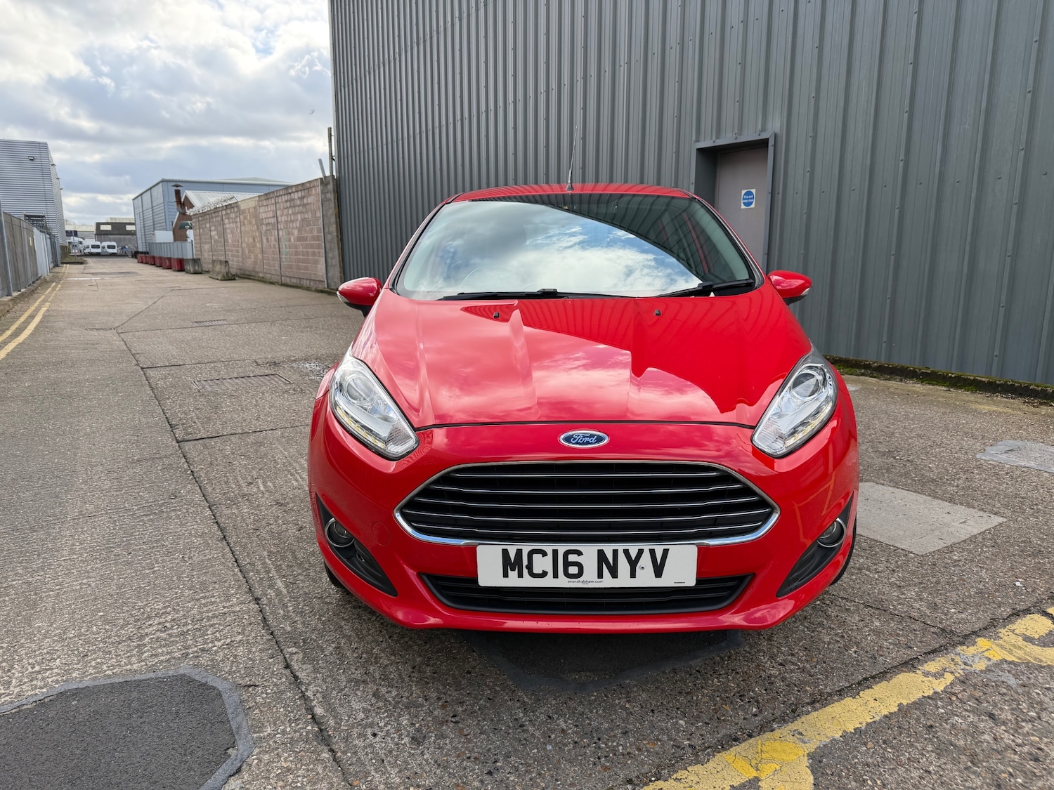 Used Ford Fiesta 2016 for sale - 77702803: Photo 2