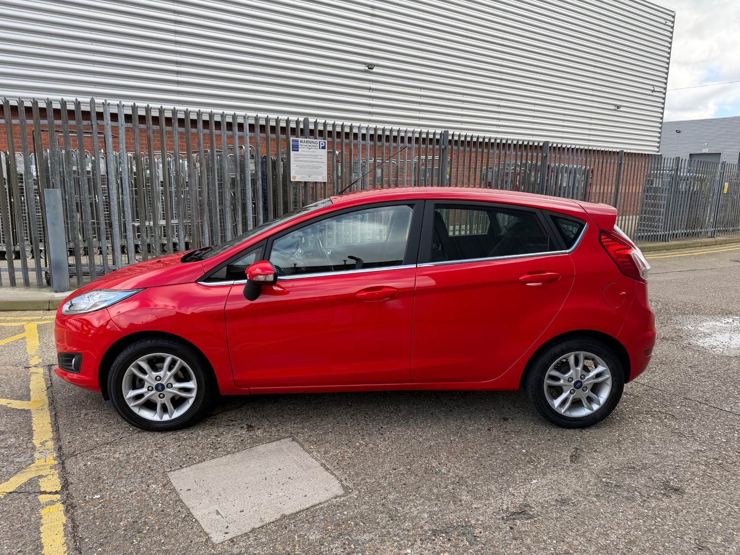 Used Ford Fiesta 2016 for sale - 77702803: Photo 4