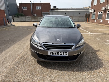 Used Peugeot 308 2016 for sale - 78386922: Photo