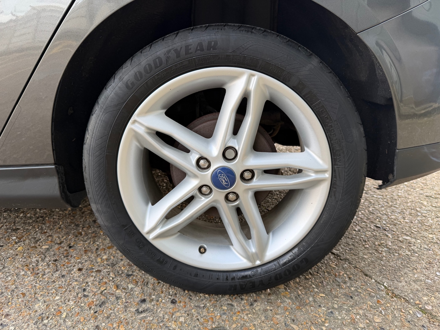 Used Ford Focus 2015 for sale - 77890151: Photo 16