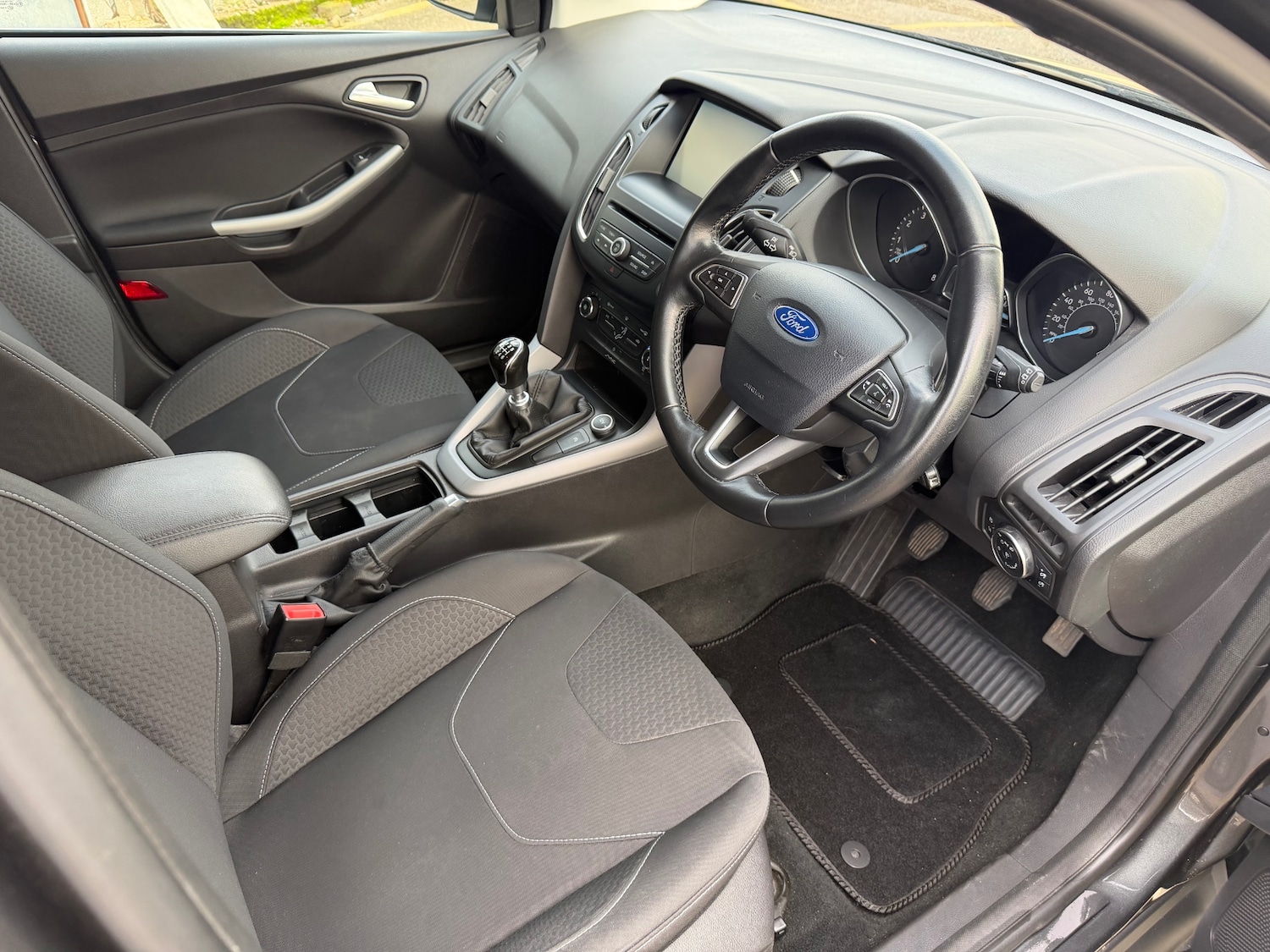 Used Ford Focus 2015 for sale - 77890151: Photo 19
