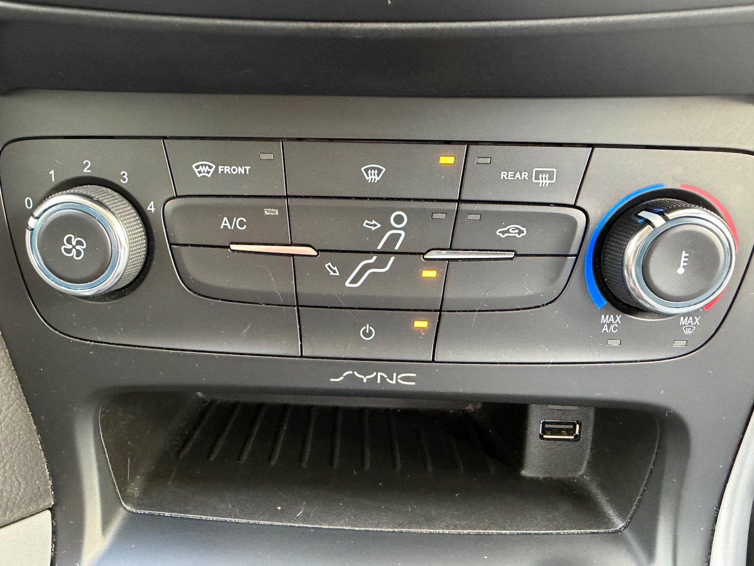 Used Ford Focus 2015 for sale - 77890151: Photo 24