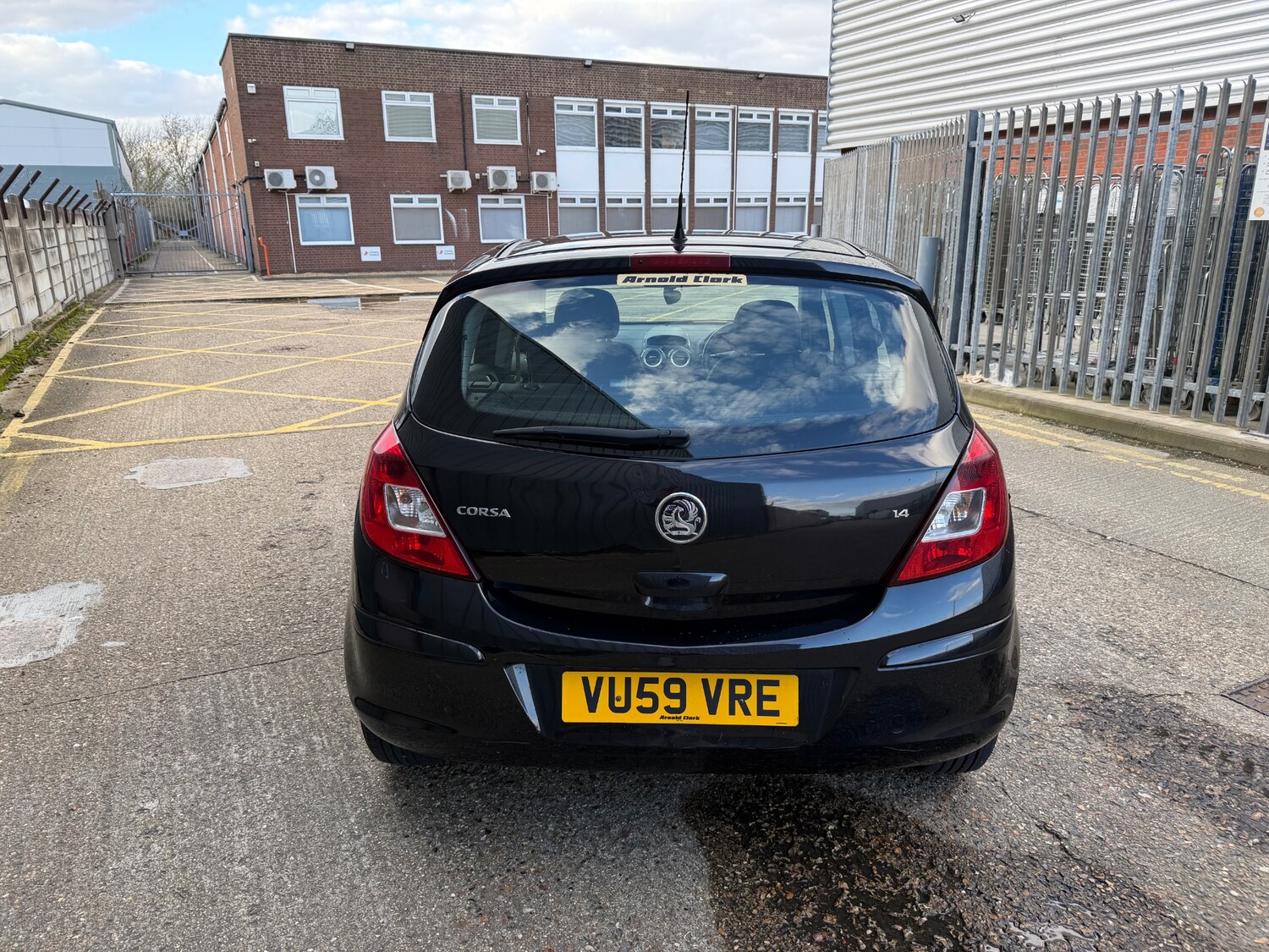 Used Vauxhall Corsa 2009 for sale - 77702840: Photo 6