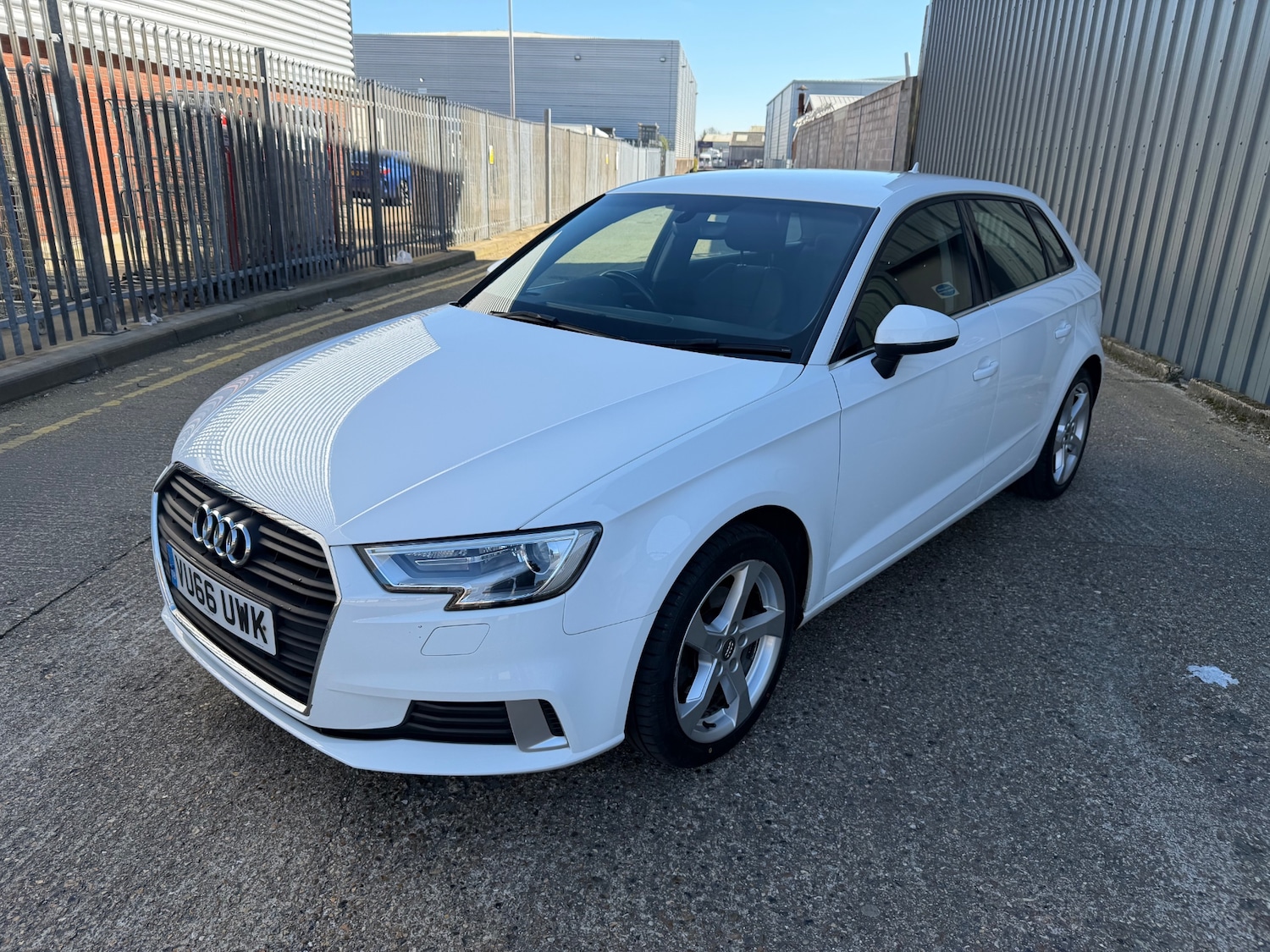 Used Audi A3 2016 for sale - 77975448: Photo 3