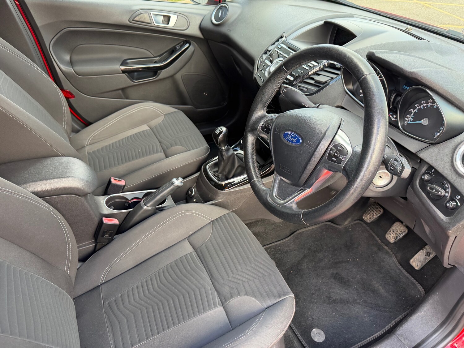 Used Ford Fiesta 2015 for sale - 77890188: Photo 18
