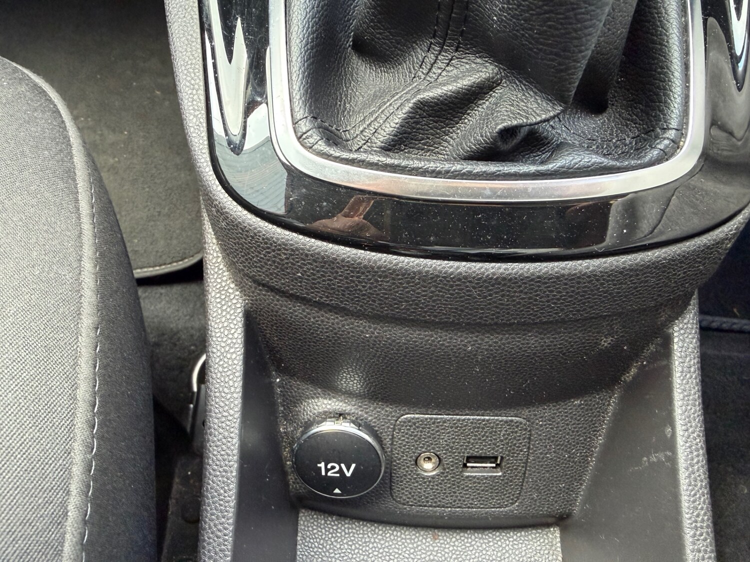 Used Ford Fiesta 2015 for sale - 77890188: Photo 27