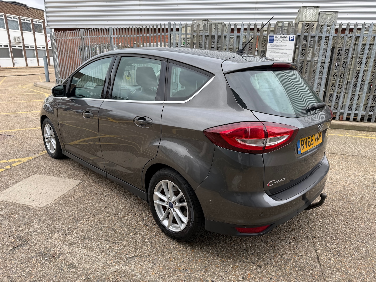 Used Ford C-Max 2015 for sale - 78151029: Photo 5