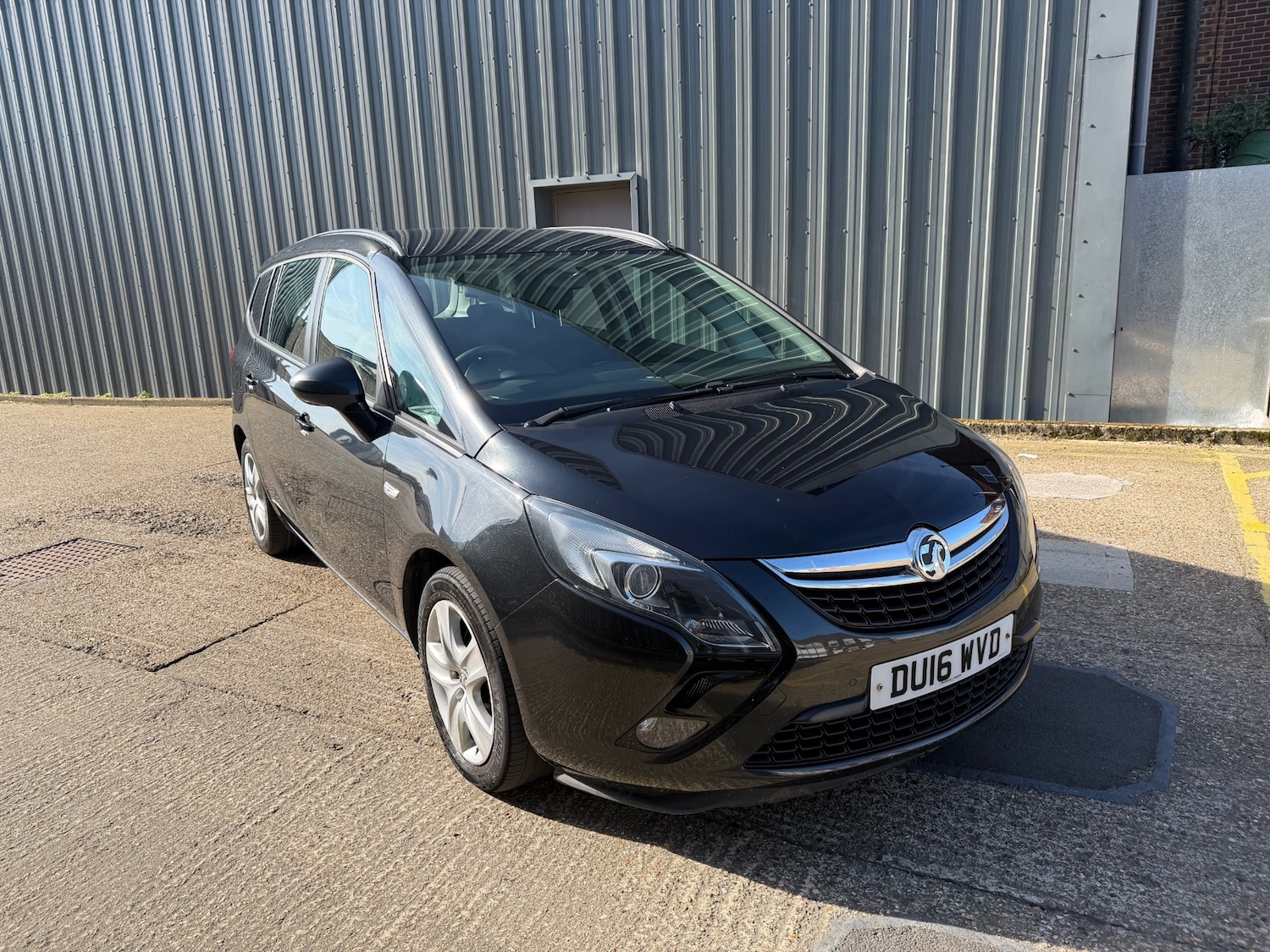 Used Vauxhall Zafira 2016 for sale - 77974781: Photo 1