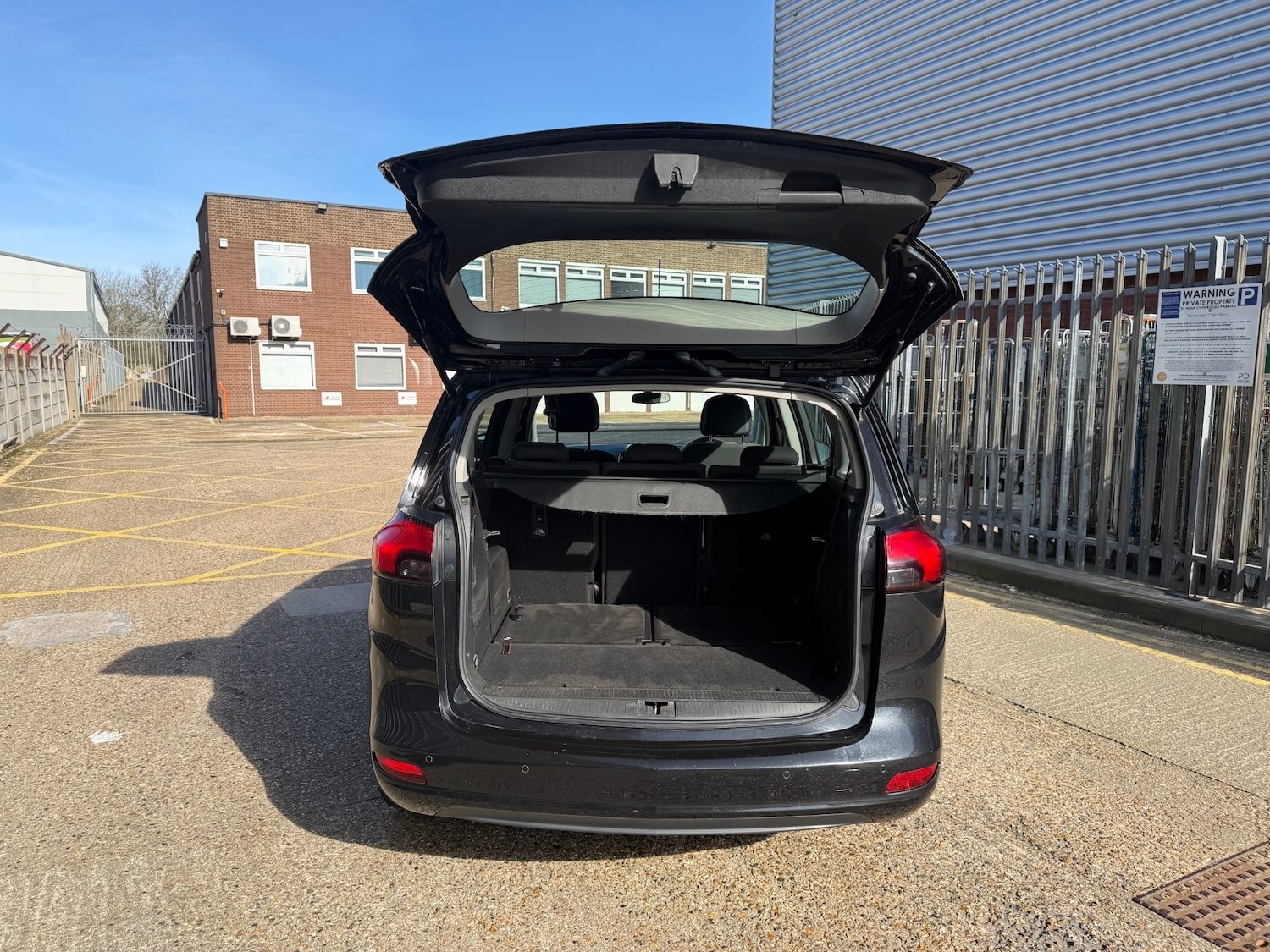 Used Vauxhall Zafira 2016 for sale - 77974781: Photo 13