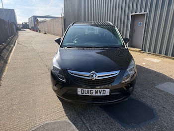 Used Vauxhall Zafira 2016 for sale - 77974781: Photo
