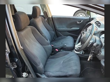 Used Honda Jazz 2010 for sale - 78099789: Photo