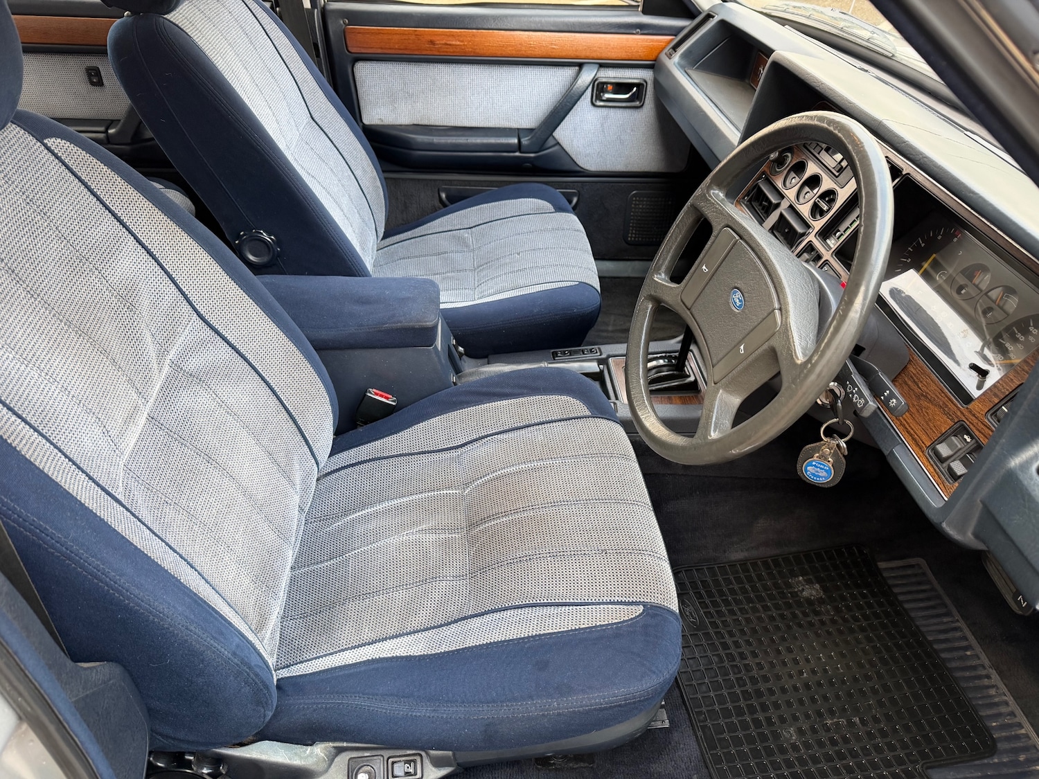 Used Ford Granada 1984 for sale - 77622584: Photo 15