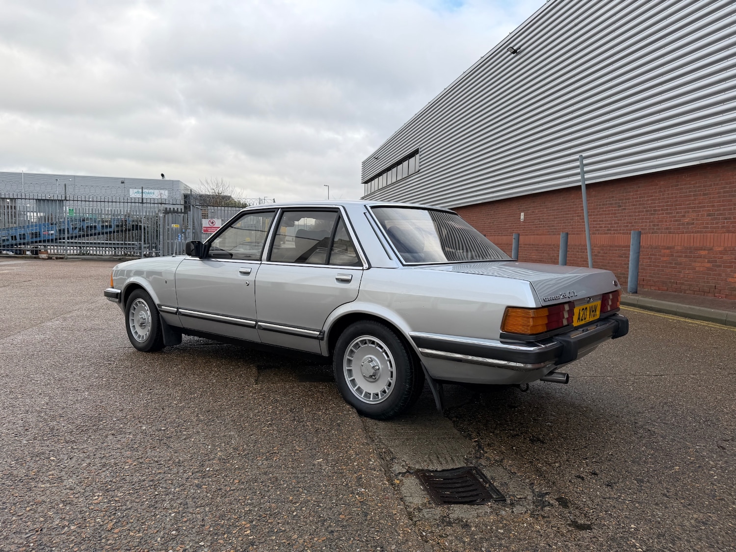 Used Ford Granada 1984 for sale - 77622584: Photo 5