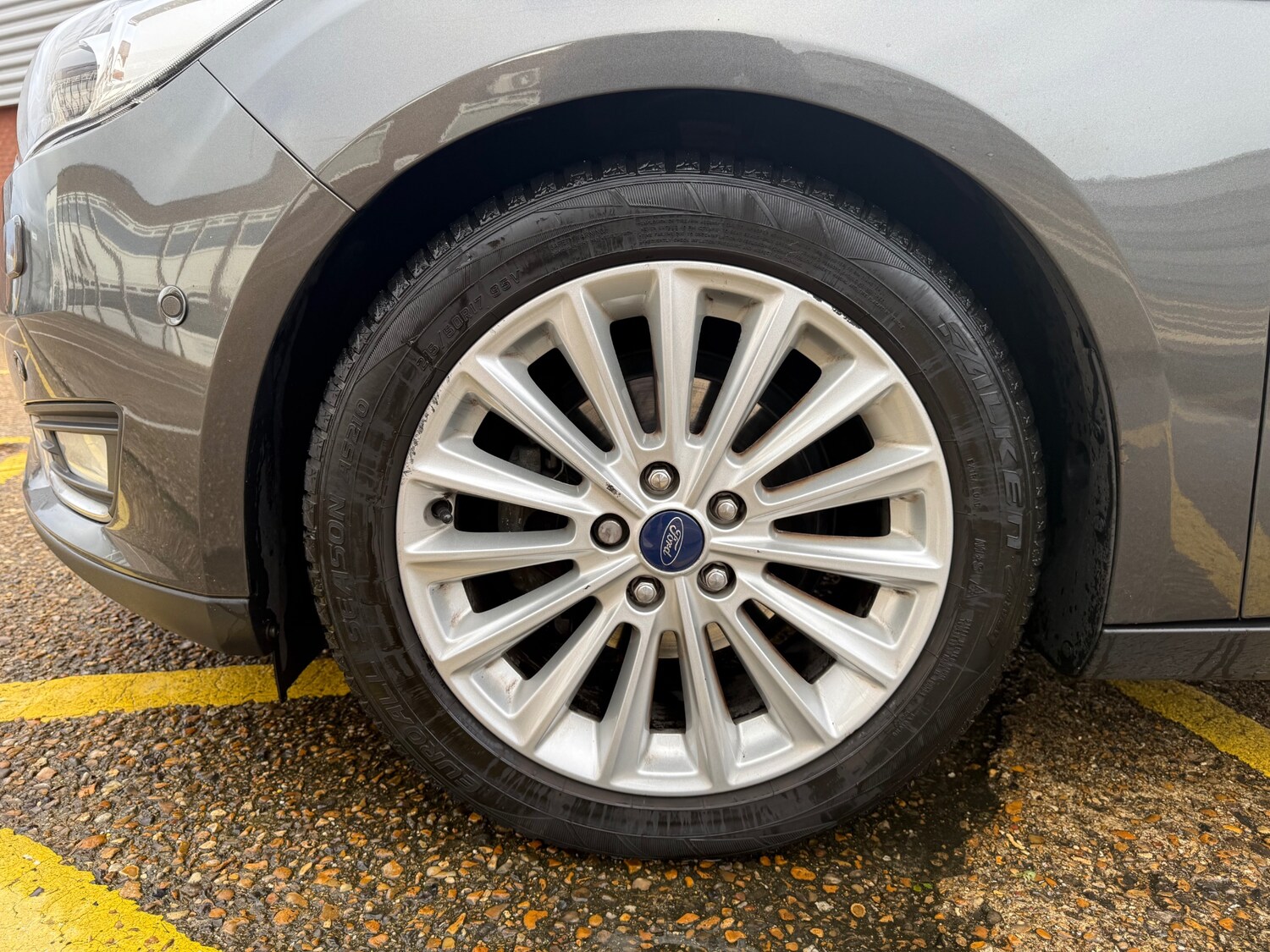 Used Ford Focus 2017 for sale - 77617383: Photo 16