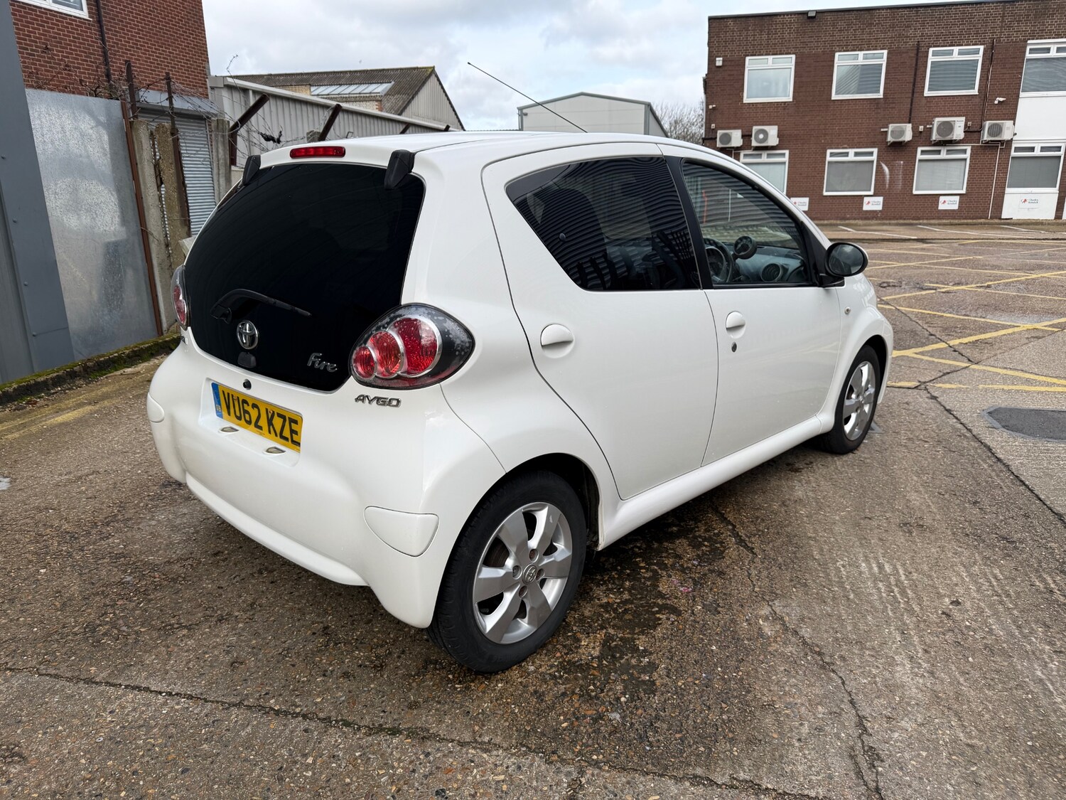 Used Toyota AYGO 2012 for sale - 77702816: Photo 7