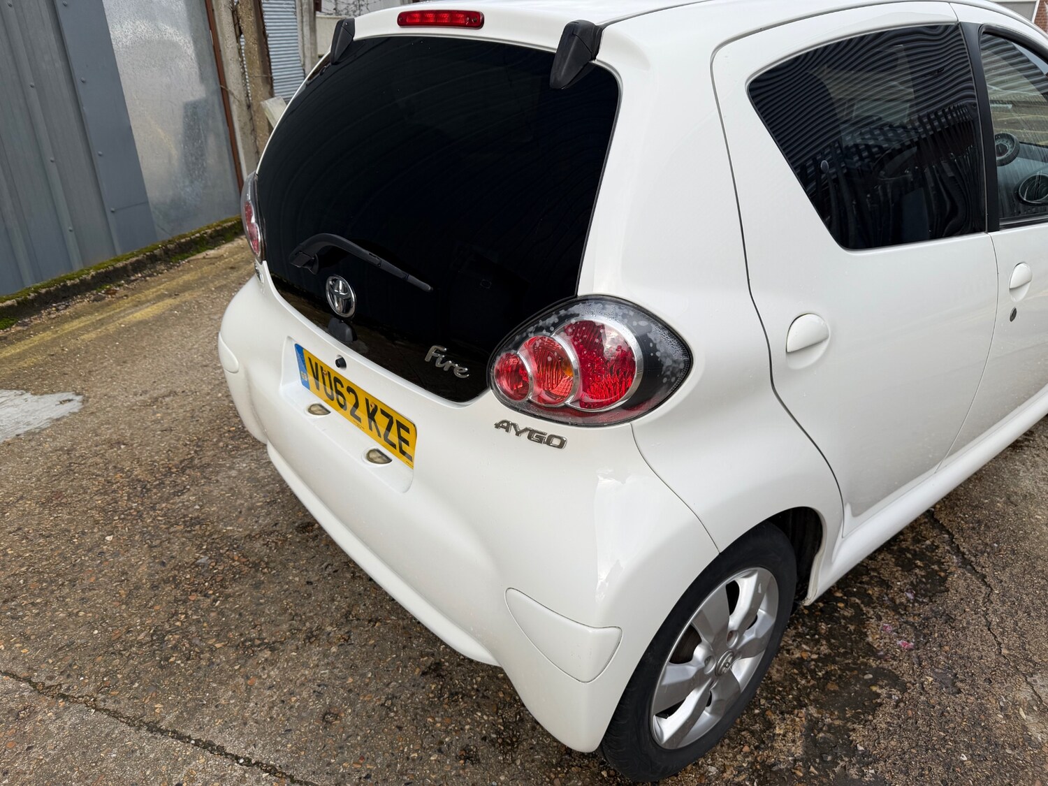 Used Toyota AYGO 2012 for sale - 77702816: Photo 9