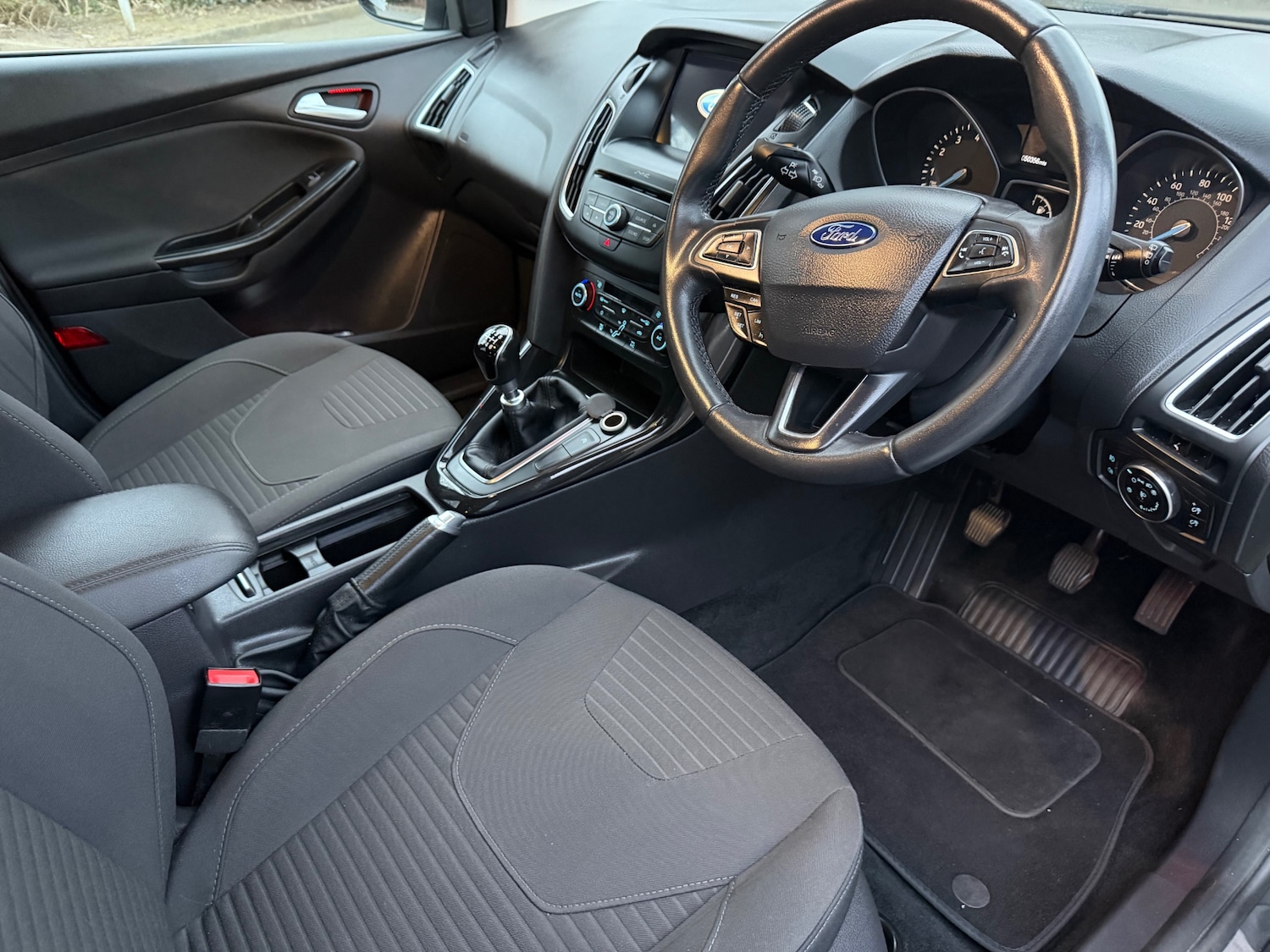 Used Ford Focus 2017 for sale - 78106437: Photo 17