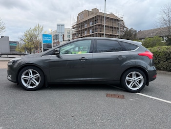 Used Ford Focus 2017 for sale - 78106437: Photo