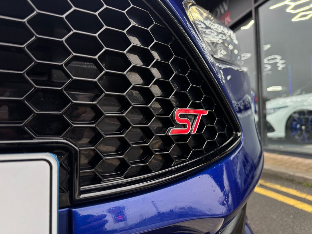 Used Ford Focus 2017 for sale - 77327915: Photo 16