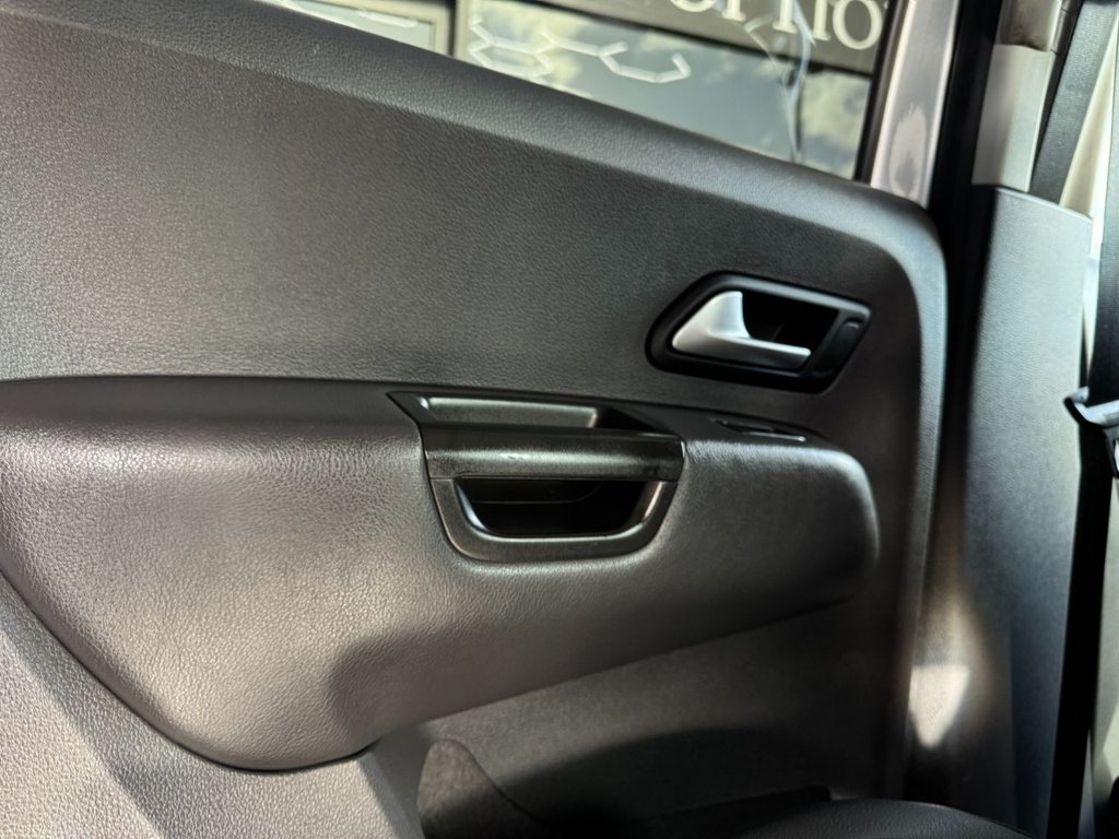 Used Volkswagen Amarok 2016 for sale - 77835076: Photo 41