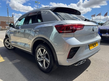 Used Volkswagen T-Roc 2022 for sale - 79359002: Photo
