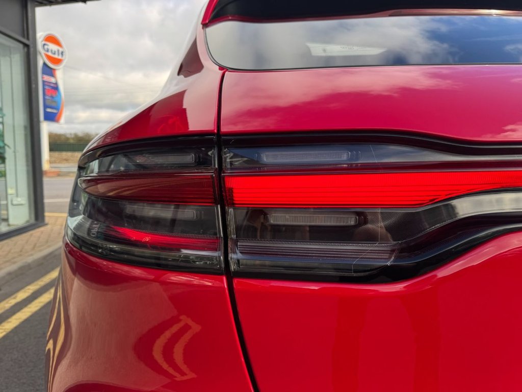 Used Porsche Macan 2019 for sale - 76256681: Photo 28