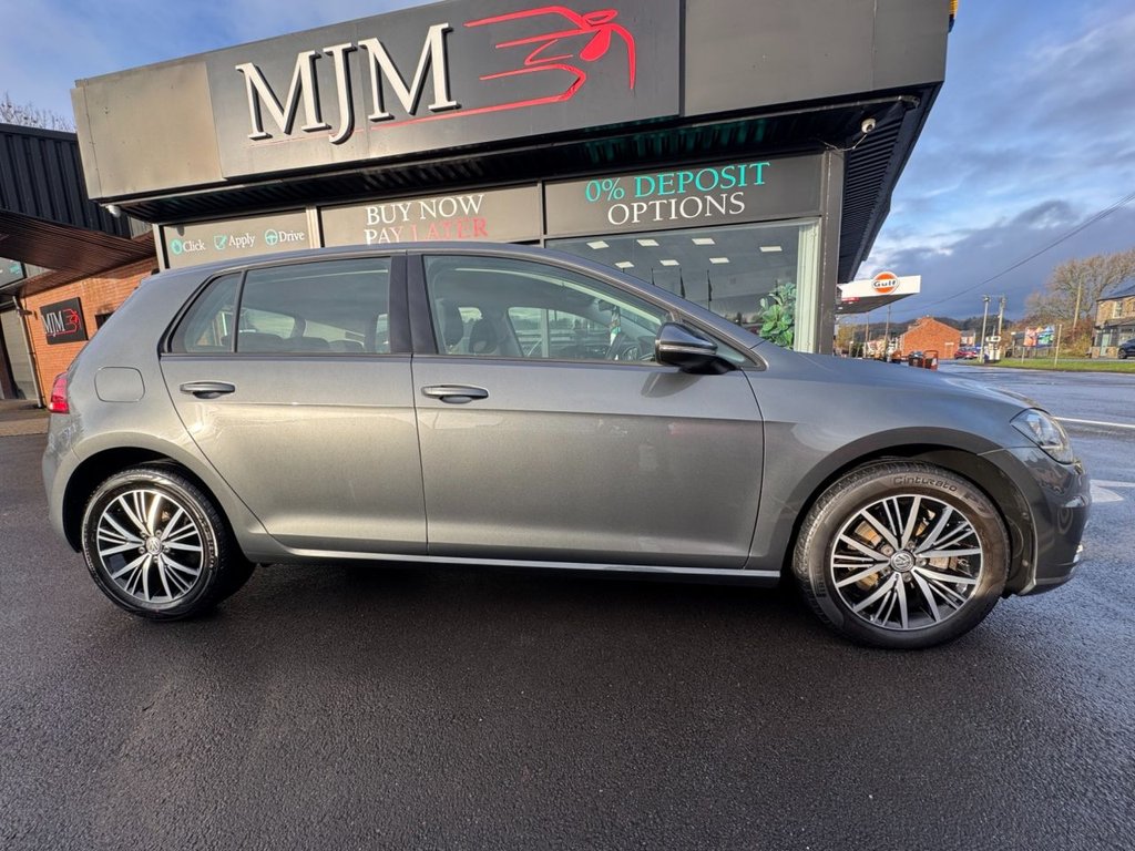 Used Volkswagen Golf 2018 for sale - 76617977: Photo 10