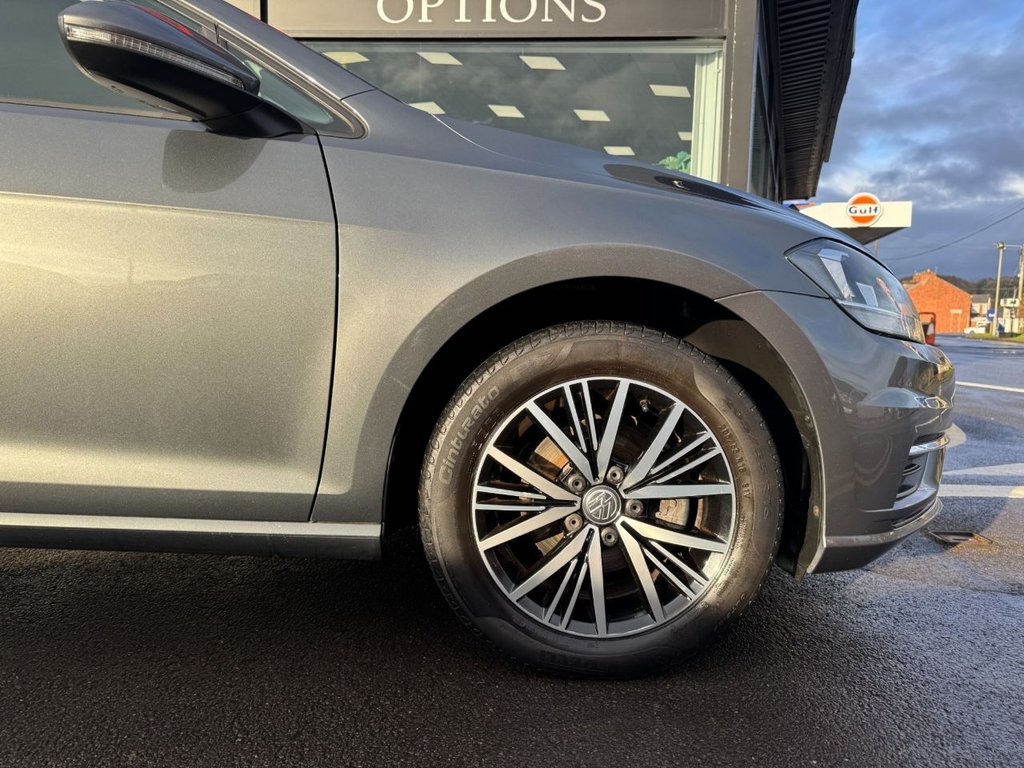 Used Volkswagen Golf 2018 for sale - 76617977: Photo 19